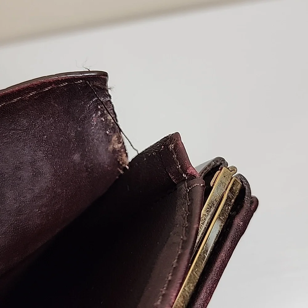 Louis Vuitton Monogram Vernis Wallet In Amarante - Picture 10 of 11